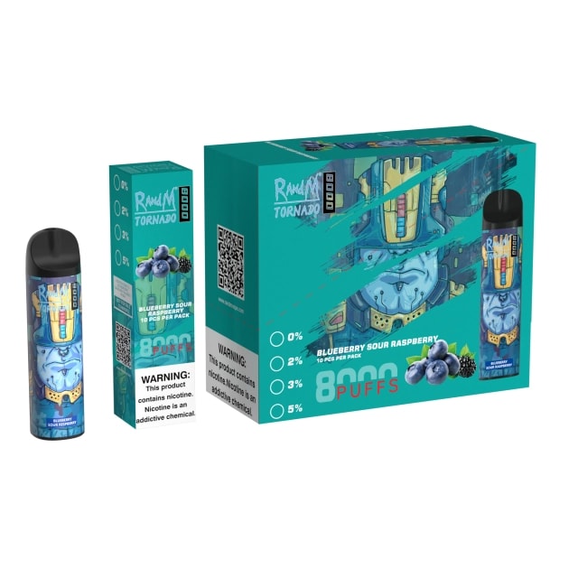 Imagen de empaque y producto del vaporizador "R and M Tornado" con sabor "Blueberry Sour Raspberry", 8000 bocanadas, con opciones de nicotina 0%-5% y una etiqueta de advertencia sobre la adicción a la nicotina.