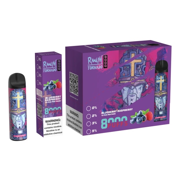 Embalaje y producto del vaporizador desechable RandM Tornado Blueberry Raspberry, con diseño de personaje de dibujos animados, etiqueta de 8000 bocanadas y advertencias sobre la nicotina.