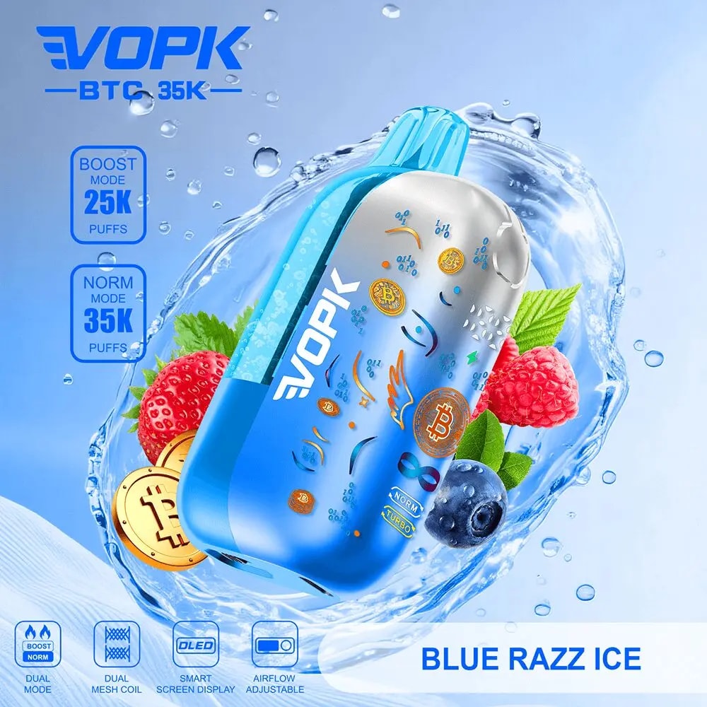 Blå EVOPK vape pod med hallon och blåbär i en skvätt, som framhäver Boost 25K och Norm 35K puffar för Blue Razz Ice.