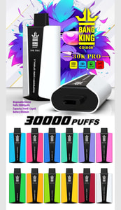 Dispositivo da svapo usa e getta Bang King 30K Pro con 30.000 boccate, capacità di 36 ml di e-liquid, batteria da 850 mAh e ricarica Type-C, disponibile in diversi gusti e colori.