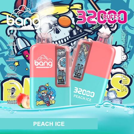 Publicité colorée pour un dispositif de vaporisation sur le thème des pirates, mettant en avant la marque "bang", 32 000 bouffées, un arôme de pêche glacée, et d'autres caractéristiques comme une capacité de 32 ml et une batterie de 650 mAh.