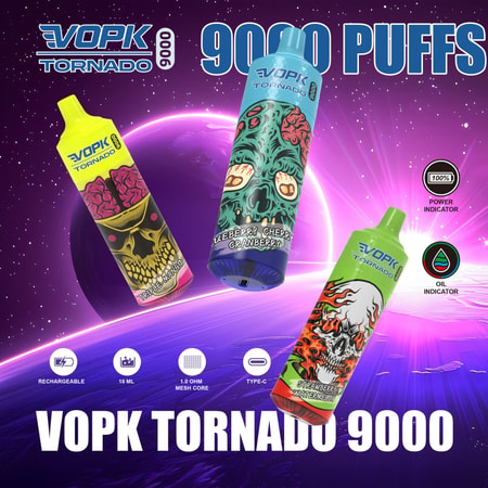 VOPK Tornado 9000 vape-produktannons med tre färgglada vape-enheter märkta med smakerna "Triple Mango", "Blueberry Cherry Cranberry" och "Strawberry Watermelon", med funktioner som uppladdningsbart batteri, 18 ml kapacitet, 1,0 OHM mesh core och Type-C-laddning.