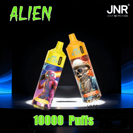 Dos dispositivos de vapeo JNR Alien con 10000 inhalaciones;, uno presenta a un astronauta con un traje rosa y el otro un esqueleto con gafas de sol y un sombrero; exhibidos sobre un fondo oscuro y futurista con "ALIEN" y "10000 Puffs" en texto verde brillante.